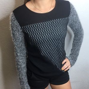 Smash sweater. Brand new